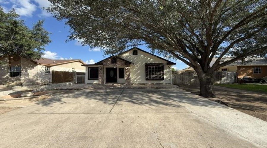 9549 Canvasback Dr, Laredo, Texas 78045, 3 Bedrooms Bedrooms, 4 Rooms Rooms,1 BathroomBathrooms,Residential,For Rent,9549 Canvasback Dr,20262589