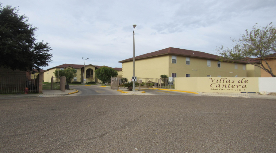 9804 Cantera Ct, Laredo, Texas 78045, 2 Bedrooms Bedrooms, 5 Rooms Rooms,2 BathroomsBathrooms,Residential,For Rent,9804 Cantera Ct,20262592
