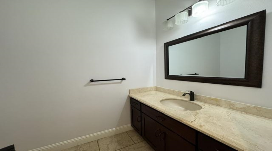 2920 O'Henry Dr, Laredo, Texas 78041, 3 Bedrooms Bedrooms, 8 Rooms Rooms,4 BathroomsBathrooms,Residential,For Rent,2920 O'Henry Dr,20262596