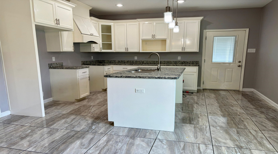 3118 Potomac Lp, Laredo, Texas 78046, 3 Bedrooms Bedrooms, 4 Rooms Rooms,2 BathroomsBathrooms,Residential,For Sale,3118 Potomac Lp,20262609