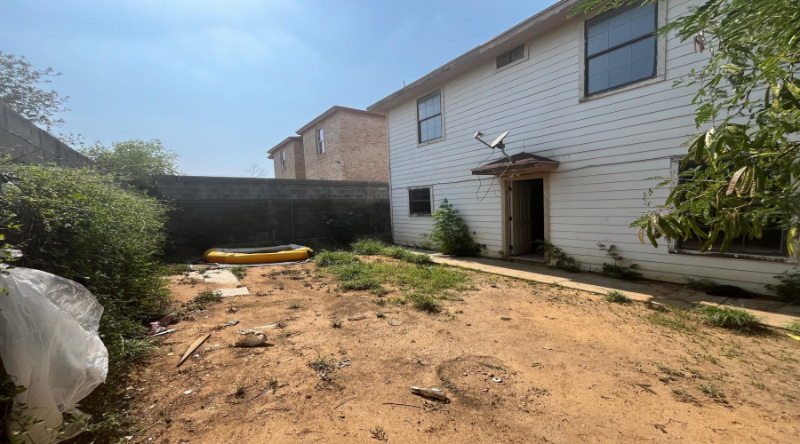 2803 Bayard St, Laredo, Texas 78046-8259, 3 Bedrooms Bedrooms, 5 Rooms Rooms,2 BathroomsBathrooms,Residential,For Sale,2803 Bayard St,20262610
