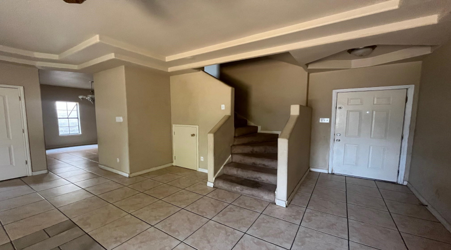 2803 Bayard St, Laredo, Texas 78046-8259, 3 Bedrooms Bedrooms, 5 Rooms Rooms,2 BathroomsBathrooms,Residential,For Sale,2803 Bayard St,20262610