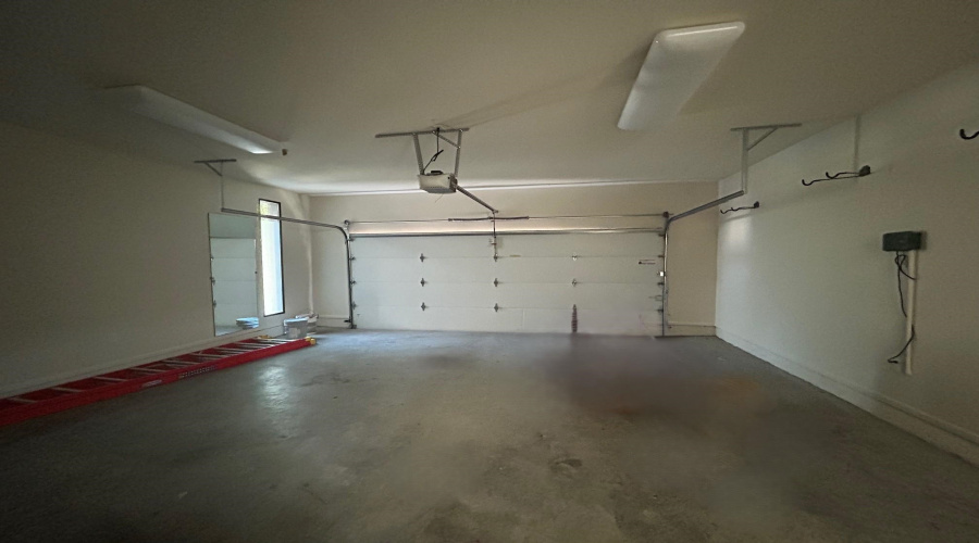 1210 Harlan St, Laredo, Texas 78045, 3 Bedrooms Bedrooms, 6 Rooms Rooms,2 BathroomsBathrooms,Residential,For Sale,1210 Harlan St,20262614