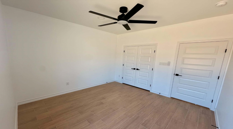 6115 Leopoldo Dr, Laredo, Texas 78043, 4 Bedrooms Bedrooms, 6 Rooms Rooms,2 BathroomsBathrooms,Residential,For Sale,6115 Leopoldo Dr,20262615