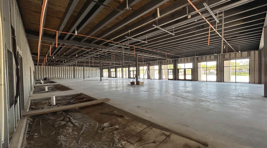 210 Calle Del Norte, Laredo, Texas 78041-0000, 1 Room Rooms,1 BathroomBathrooms,Commercial retail/office,For Rent,210 Calle Del Norte,20262602