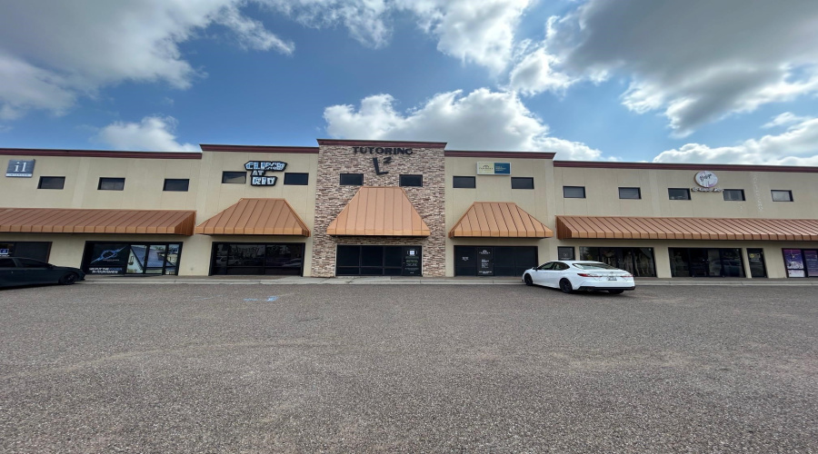 8218 Casa Verde Rd, Laredo, Texas 78041, 1 Room Rooms,1 BathroomBathrooms,Commercial retail/office,For Rent,8218 Casa Verde Rd,20262612