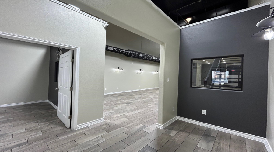 8218 Casa Verde Rd, Laredo, Texas 78041, 1 Room Rooms,1 BathroomBathrooms,Commercial retail/office,For Rent,8218 Casa Verde Rd,20262612