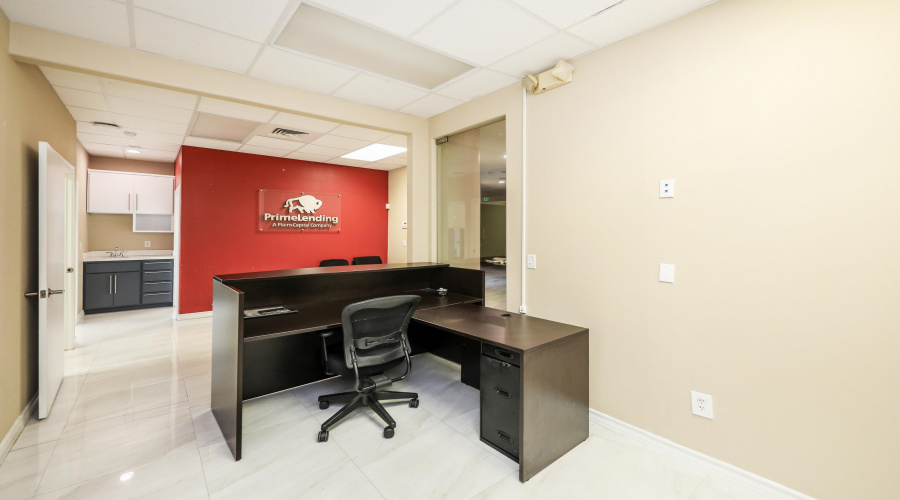 10414 Medical Lp, Laredo, Texas 78045, 1 Room Rooms,2 BathroomsBathrooms,Commercial retail/office,For Rent,10414 Medical Lp,20262613