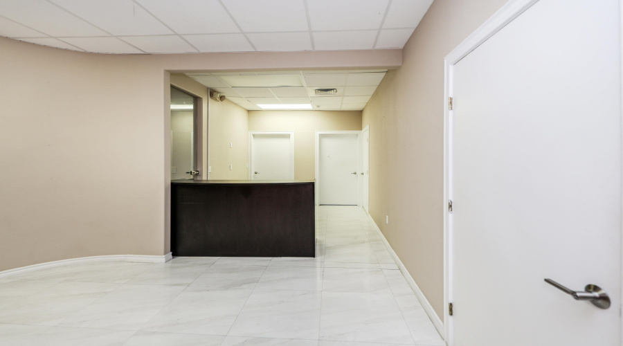 10414 Medical Lp, Laredo, Texas 78045, 1 Room Rooms,2 BathroomsBathrooms,Commercial retail/office,For Rent,10414 Medical Lp,20262613