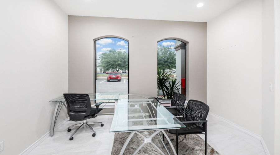 10414 Medical Lp, Laredo, Texas 78045, 1 Room Rooms,2 BathroomsBathrooms,Commercial retail/office,For Rent,10414 Medical Lp,20262613