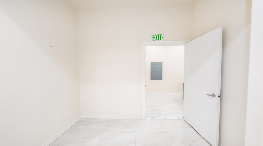 10414 Medical Lp, Laredo, Texas 78045, 1 Room Rooms,2 BathroomsBathrooms,Commercial retail/office,For Rent,10414 Medical Lp,20262613