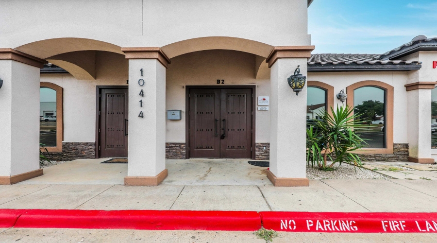 10414 Medical Lp, Laredo, Texas 78045, 1 Room Rooms,2 BathroomsBathrooms,Commercial retail/office,For Rent,10414 Medical Lp,20262613