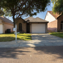 1520 Denmark Ln, Laredo, Texas 78045, 3 Bedrooms Bedrooms, 6 Rooms Rooms,2 BathroomsBathrooms,Residential,For Sale,1520 Denmark Ln,20262229