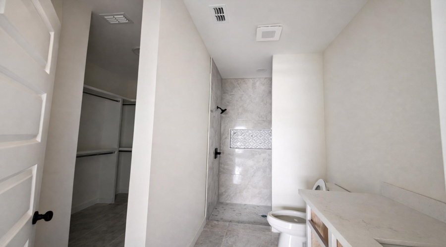 114 Mi Ranchito St., Laredo, Texas 78045, 3 Bedrooms Bedrooms, 4 Rooms Rooms,2 BathroomsBathrooms,Residential,For Sale,114 Mi Ranchito St.,20262618
