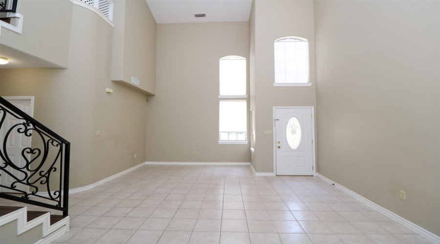 7521 Country Club Dr, Laredo, Texas 78041, 3 Bedrooms Bedrooms, 6 Rooms Rooms,2 BathroomsBathrooms,Residential,For Rent,7521 Country Club Dr,20262620