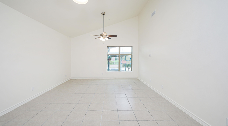 1511 Don Camilo Blvd, laredo, Texas 78041, 2 Bedrooms Bedrooms, 4 Rooms Rooms,2 BathroomsBathrooms,Residential,For Rent,1511 Don Camilo Blvd,20262622