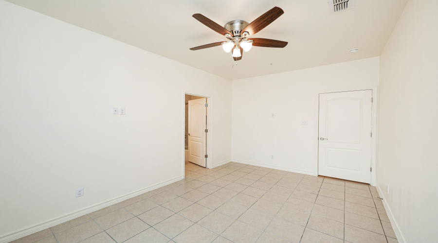 1511 Don Camilo Blvd, laredo, Texas 78041, 2 Bedrooms Bedrooms, 4 Rooms Rooms,2 BathroomsBathrooms,Residential,For Rent,1511 Don Camilo Blvd,20262622