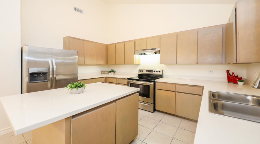 1511 Don Camilo Blvd, laredo, Texas 78041, 2 Bedrooms Bedrooms, 4 Rooms Rooms,2 BathroomsBathrooms,Residential,For Rent,1511 Don Camilo Blvd,20262622