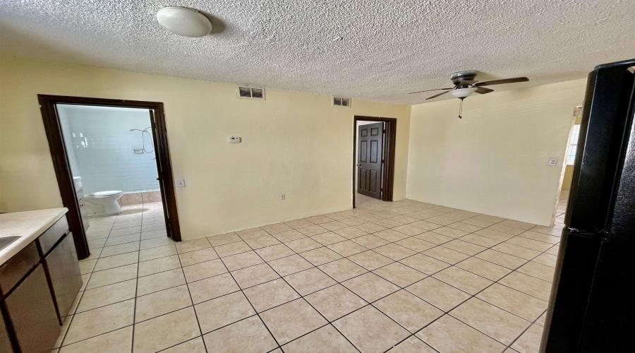 1603 Centeno Ln, Rio Bravo, Texas 78046, ,Multi-family,For Sale,1603 Centeno Ln,20262631