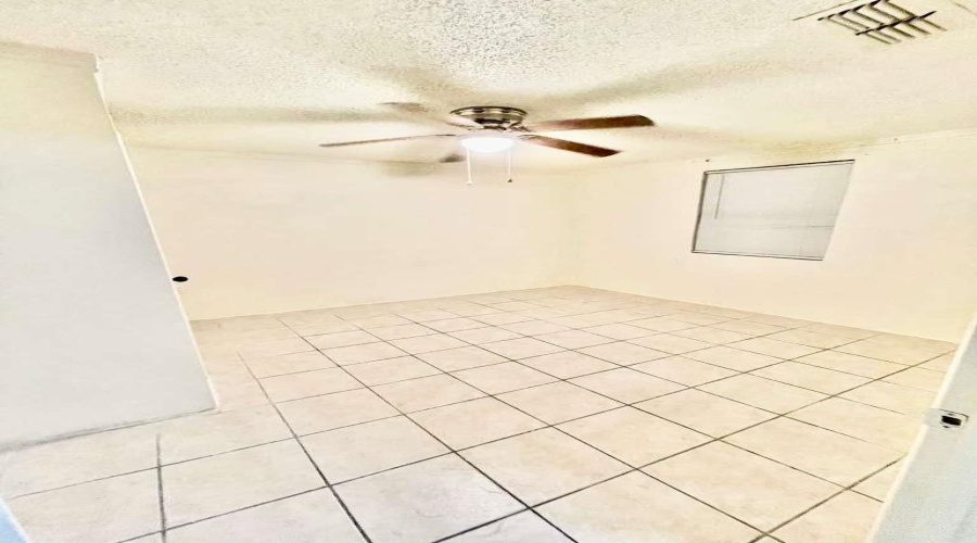 1603 Centeno Ln, Rio Bravo, Texas 78046, ,Multi-family,For Sale,1603 Centeno Ln,20262631