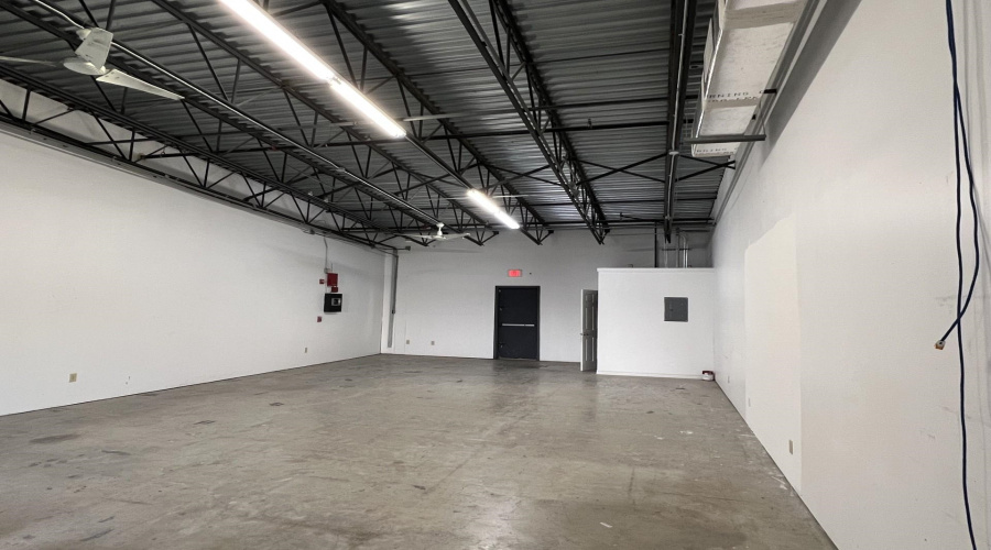 6425 Polaris Dr, Laredo, Texas 78041, 11 Rooms Rooms,1 BathroomBathrooms,Commercial retail/office,For Rent,6425 Polaris Dr,20262627