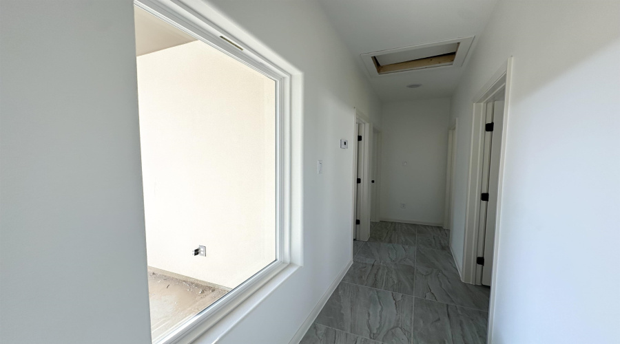 1638 Secretaria Ln., Laredo, Texas 78046, 3 Bedrooms Bedrooms, 5 Rooms Rooms,2 BathroomsBathrooms,Residential,For Sale,1638 Secretaria Ln.,20262624
