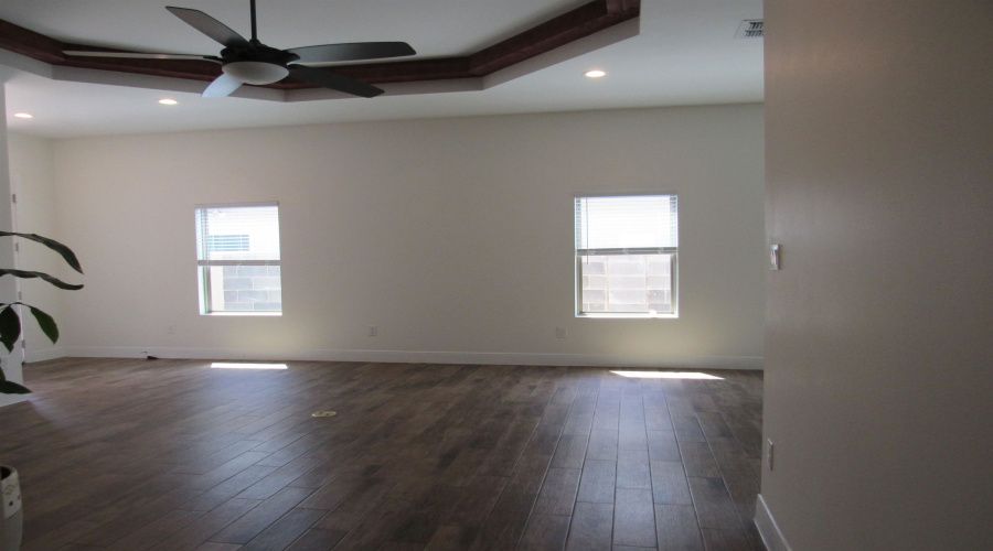 2419 Messi St., Laredo, Texas 78041, 3 Bedrooms Bedrooms, 6 Rooms Rooms,2 BathroomsBathrooms,Residential,For Rent,2419 Messi St.,20262626
