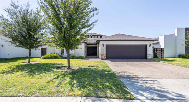 215 Glen Cook Dr., Laredo, Texas 78041, 4 Bedrooms Bedrooms, 6 Rooms Rooms,2 BathroomsBathrooms,Residential,For Sale,215 Glen Cook Dr.,20262629