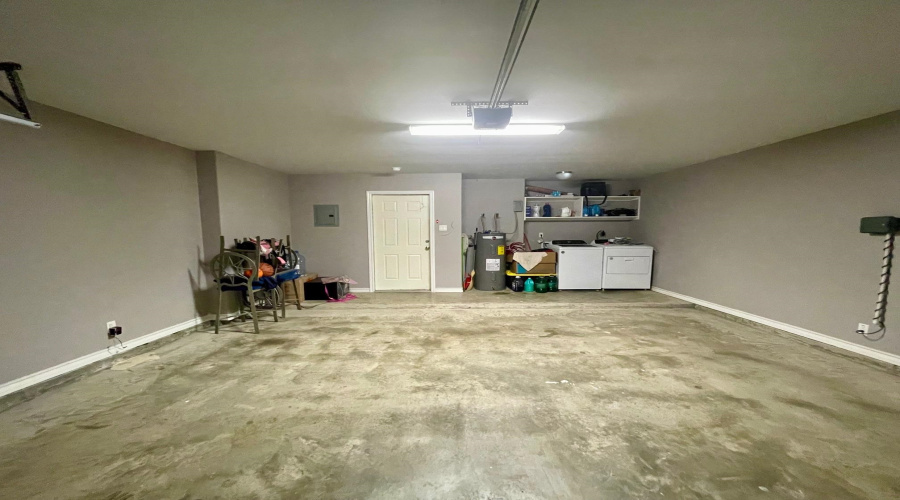 1918 Aransas Pass Dr, Laredo, Texas 78045, 4 Bedrooms Bedrooms, 6 Rooms Rooms,2 BathroomsBathrooms,Residential,For Rent,1918 Aransas Pass Dr,20262632