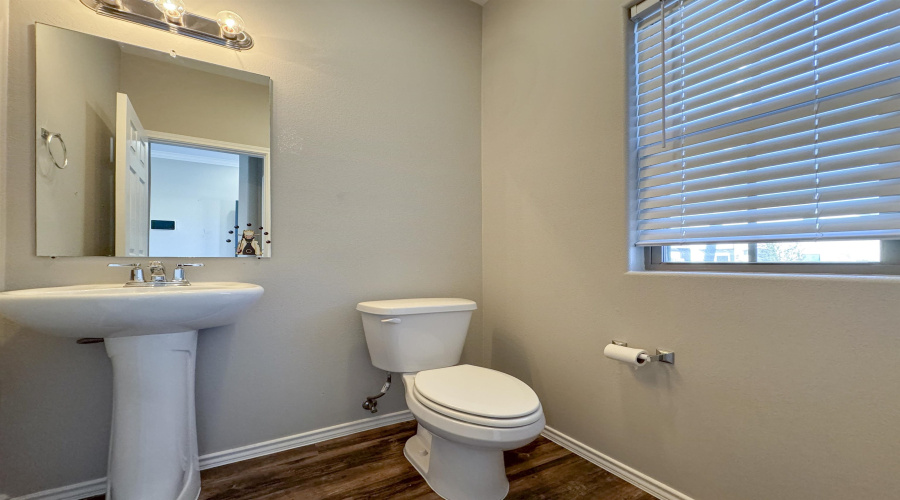 5802 Moses Lp., Laredo, Texas 78046, 3 Bedrooms Bedrooms, 6 Rooms Rooms,2 BathroomsBathrooms,Residential,For Rent,5802 Moses Lp.,20262633