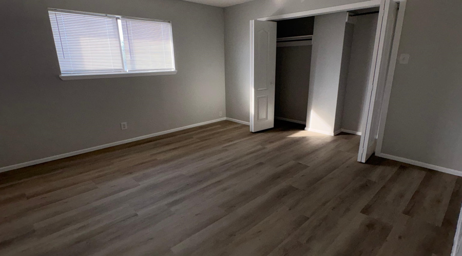 1005 Castle Heights Dr, Laredo, Texas 78045, 2 Bedrooms Bedrooms, 4 Rooms Rooms,1 BathroomBathrooms,Residential,For Sale,1005 Castle Heights Dr,20262634