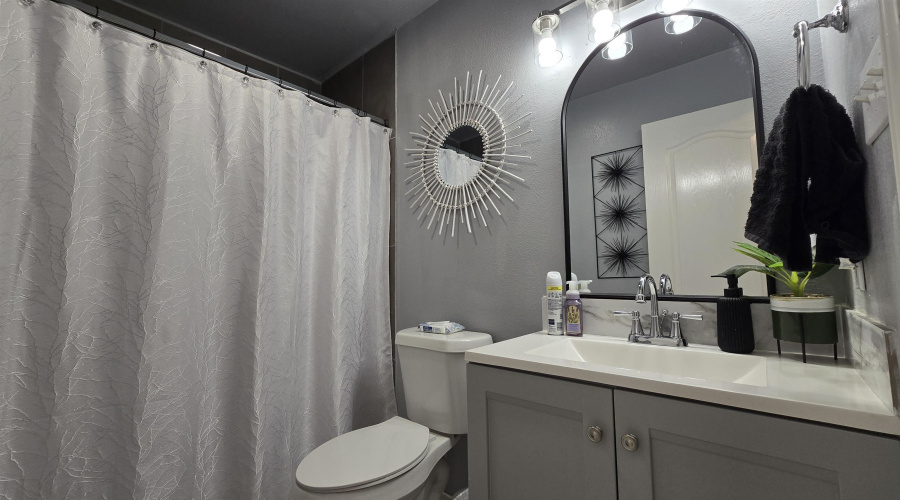 822 Witherspoon Lp, Laredo, Texas 78046, 3 Bedrooms Bedrooms, 5 Rooms Rooms,2 BathroomsBathrooms,Residential,For Sale,822 Witherspoon Lp,20262636