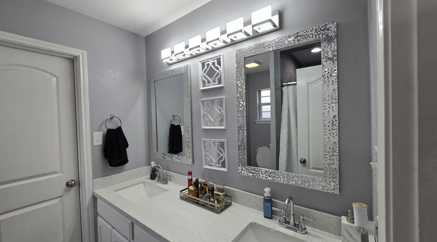 822 Witherspoon Lp, Laredo, Texas 78046, 3 Bedrooms Bedrooms, 5 Rooms Rooms,2 BathroomsBathrooms,Residential,For Sale,822 Witherspoon Lp,20262636