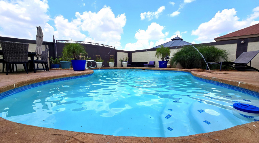 822 Witherspoon Lp, Laredo, Texas 78046, 3 Bedrooms Bedrooms, 5 Rooms Rooms,2 BathroomsBathrooms,Residential,For Sale,822 Witherspoon Lp,20262636