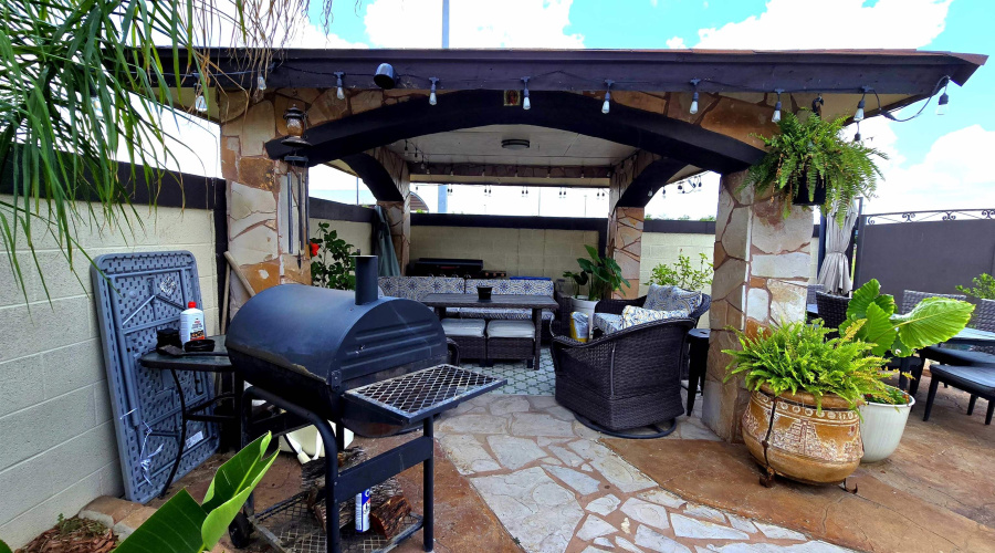 822 Witherspoon Lp, Laredo, Texas 78046, 3 Bedrooms Bedrooms, 5 Rooms Rooms,2 BathroomsBathrooms,Residential,For Sale,822 Witherspoon Lp,20262636