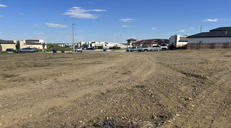 6902 Molinos Dr, Lardo, Texas 78046, ,Land,For Sale,6902 Molinos Dr,20262637