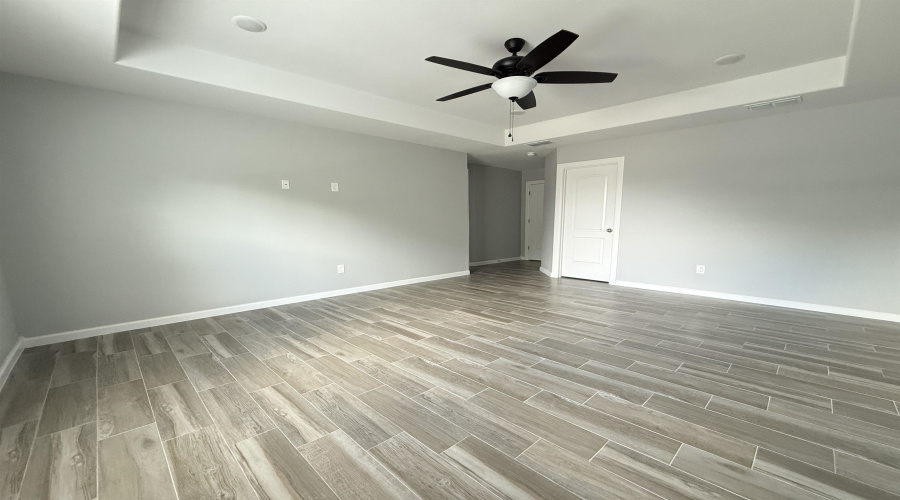 5521 Conroe St, Laredo, Texas 78046, 4 Bedrooms Bedrooms, 7 Rooms Rooms,2 BathroomsBathrooms,Residential,For Sale,5521 Conroe St,20262646