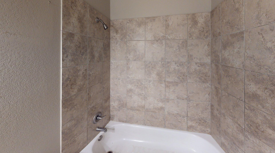 104 Buckskin Trl., VICTORIA, Texas 77904, 4 Bedrooms Bedrooms, 7 Rooms Rooms,2 BathroomsBathrooms,Residential,For Sale,104 Buckskin Trl.,20262649