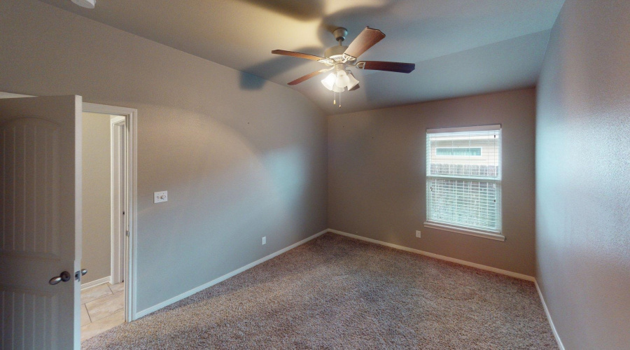 104 Buckskin Trl., VICTORIA, Texas 77904, 4 Bedrooms Bedrooms, 7 Rooms Rooms,2 BathroomsBathrooms,Residential,For Sale,104 Buckskin Trl.,20262649