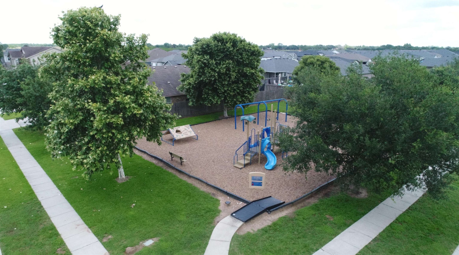 104 Buckskin Trl., VICTORIA, Texas 77904, 4 Bedrooms Bedrooms, 7 Rooms Rooms,2 BathroomsBathrooms,Residential,For Sale,104 Buckskin Trl.,20262649