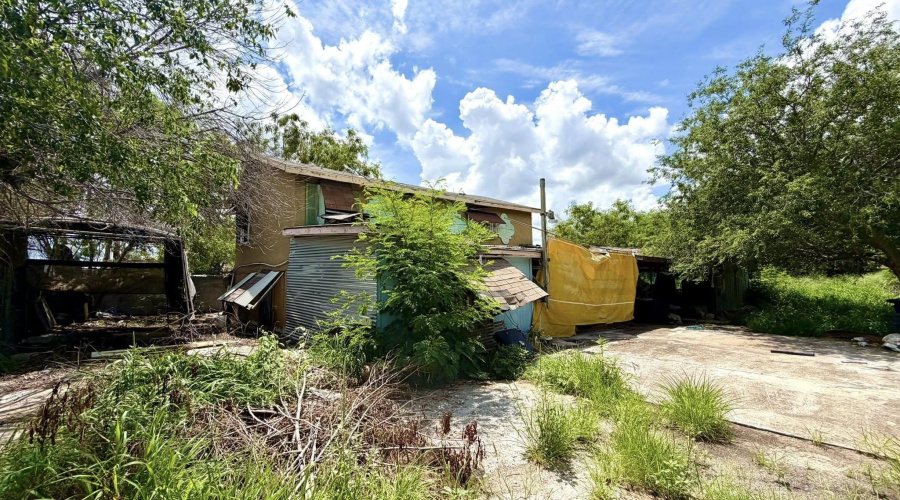 3111 Clark Blvd, Laredo, Texas 78043, ,Land,For Sale,3111 Clark Blvd,20262653