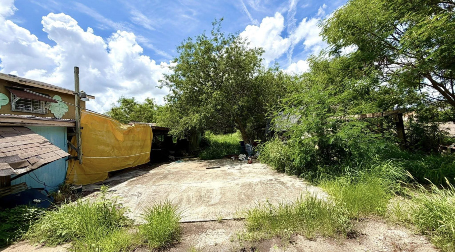 3111 Clark Blvd, Laredo, Texas 78043, ,Land,For Sale,3111 Clark Blvd,20262653