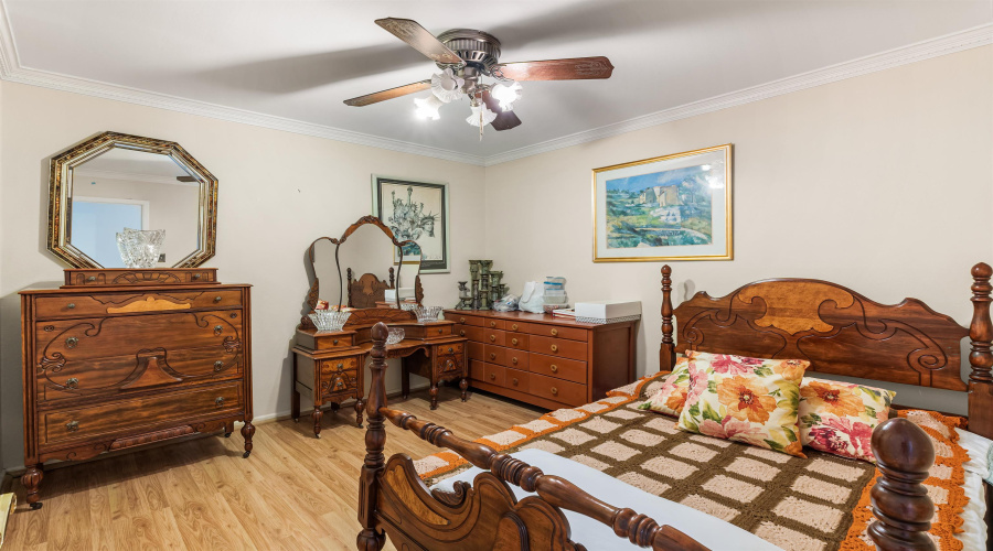 311 Merlin Rd, Laredo, Texas 78041, 4 Bedrooms Bedrooms, 7 Rooms Rooms,3 BathroomsBathrooms,Residential,For Sale,311 Merlin Rd,20262654