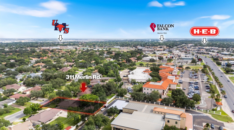 311 Merlin Rd, Laredo, Texas 78041, 4 Bedrooms Bedrooms, 7 Rooms Rooms,3 BathroomsBathrooms,Residential,For Sale,311 Merlin Rd,20262654