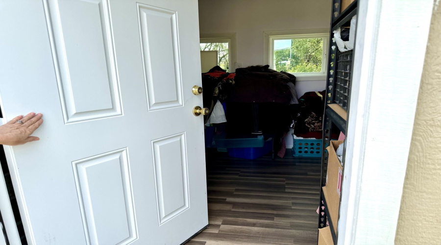 142 Sunshine Ln., ZAPATA, Texas 78076-3920, 2 Bedrooms Bedrooms, 4 Rooms Rooms,2 BathroomsBathrooms,Residential,For Sale,142 Sunshine Ln.,20262656