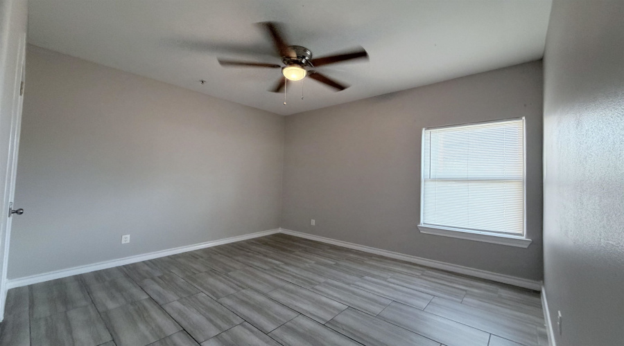 5601 Cuenca Dr, Laredo, Texas 78046, 2 Bedrooms Bedrooms, 2 Rooms Rooms,1 BathroomBathrooms,Residential,For Rent,5601 Cuenca Dr,20262657