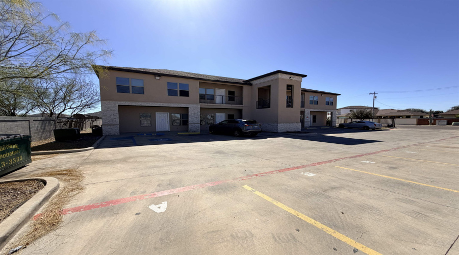 5601 Cuenca Dr, Laredo, Texas 78046, 2 Bedrooms Bedrooms, 2 Rooms Rooms,1 BathroomBathrooms,Residential,For Rent,5601 Cuenca Dr,20262657