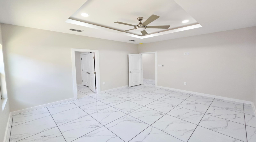 1010 Noyola Loop, LAREDO, Texas 78046, 4 Bedrooms Bedrooms, 6 Rooms Rooms,2 BathroomsBathrooms,Residential,For Sale,1010 Noyola Loop,20262659