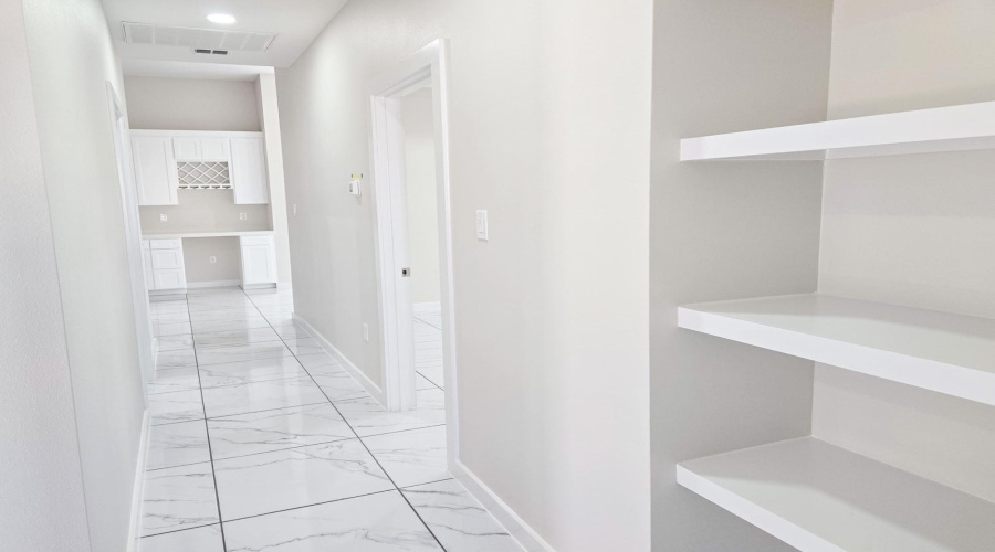 1010 Noyola Loop, LAREDO, Texas 78046, 4 Bedrooms Bedrooms, 6 Rooms Rooms,2 BathroomsBathrooms,Residential,For Sale,1010 Noyola Loop,20262659