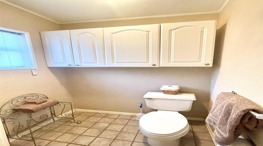 406 Longshadow Rd, Laredo, Texas 78041, 1 Bedroom Bedrooms, 3 Rooms Rooms,1 BathroomBathrooms,Residential,For Rent,406 Longshadow Rd,20262660